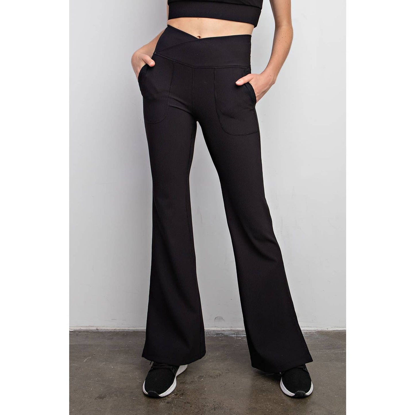 RM NYLON RIB V WAIST FLARED LEGGINGS