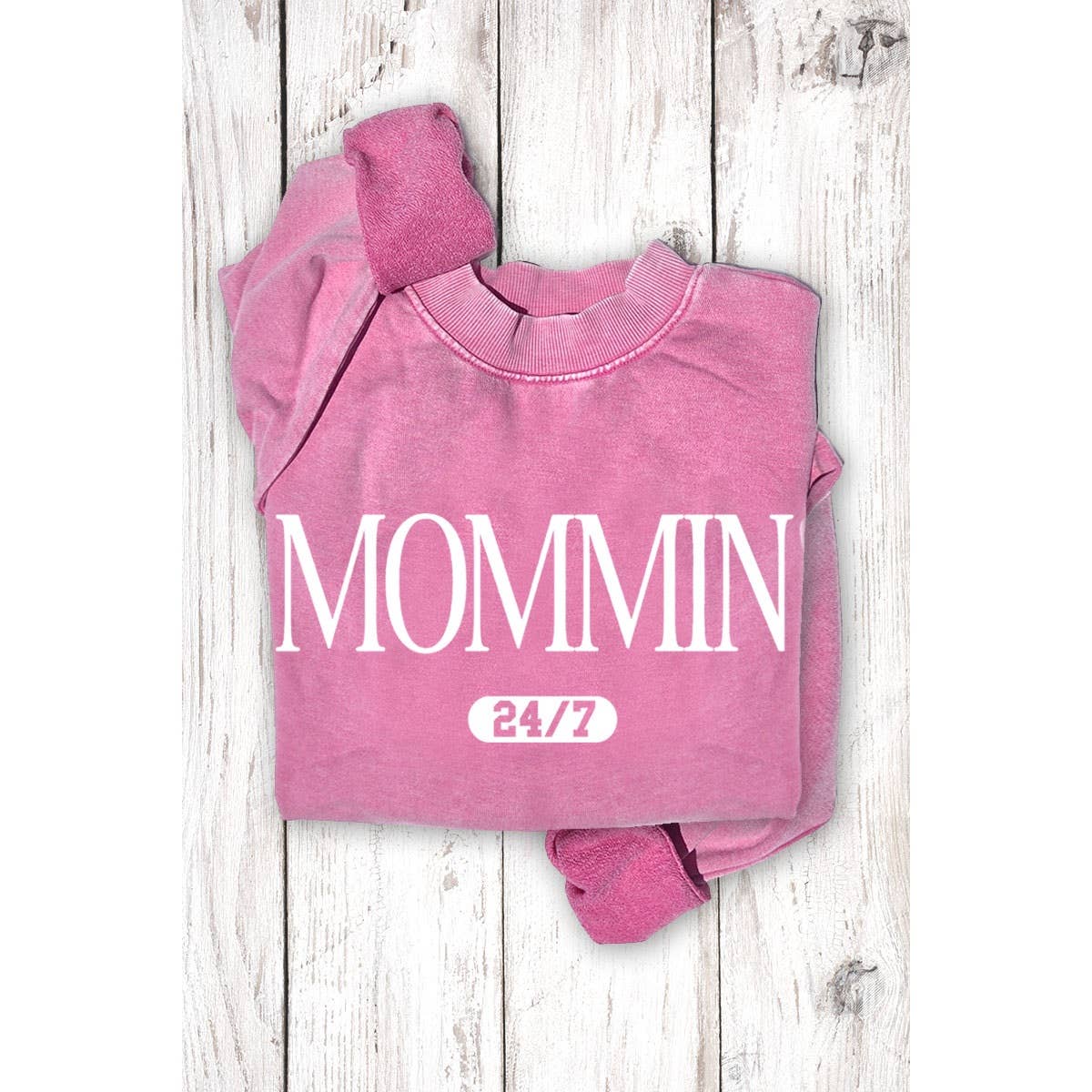 MOMMIN' 24_7 GRAPHIC SWEATSHIRTS