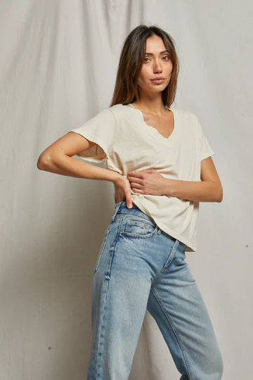 PerfectWhiteTee Hendrix
