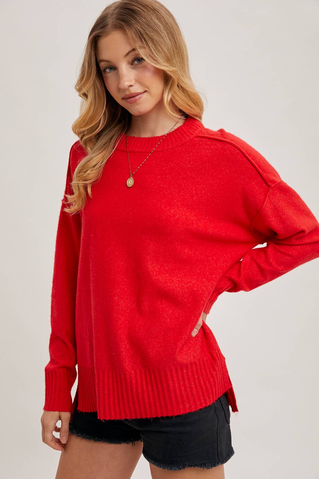 CREW NECK KNIT SWEATER