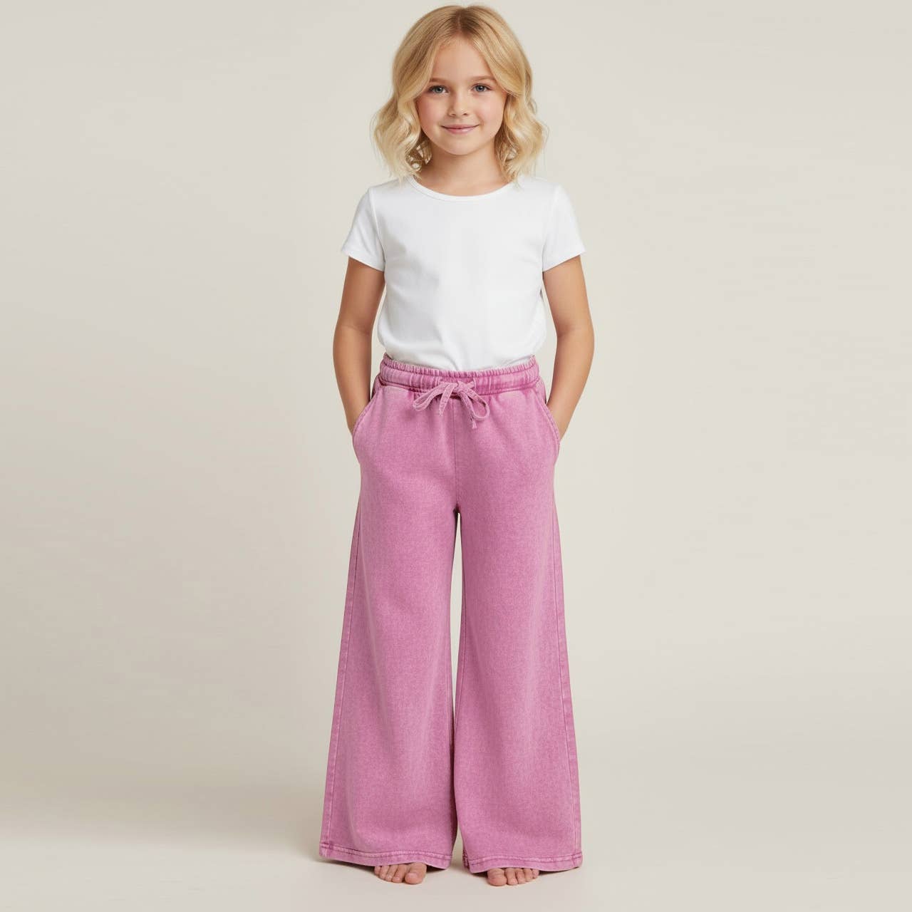 Good Girl Mineral sweatpants