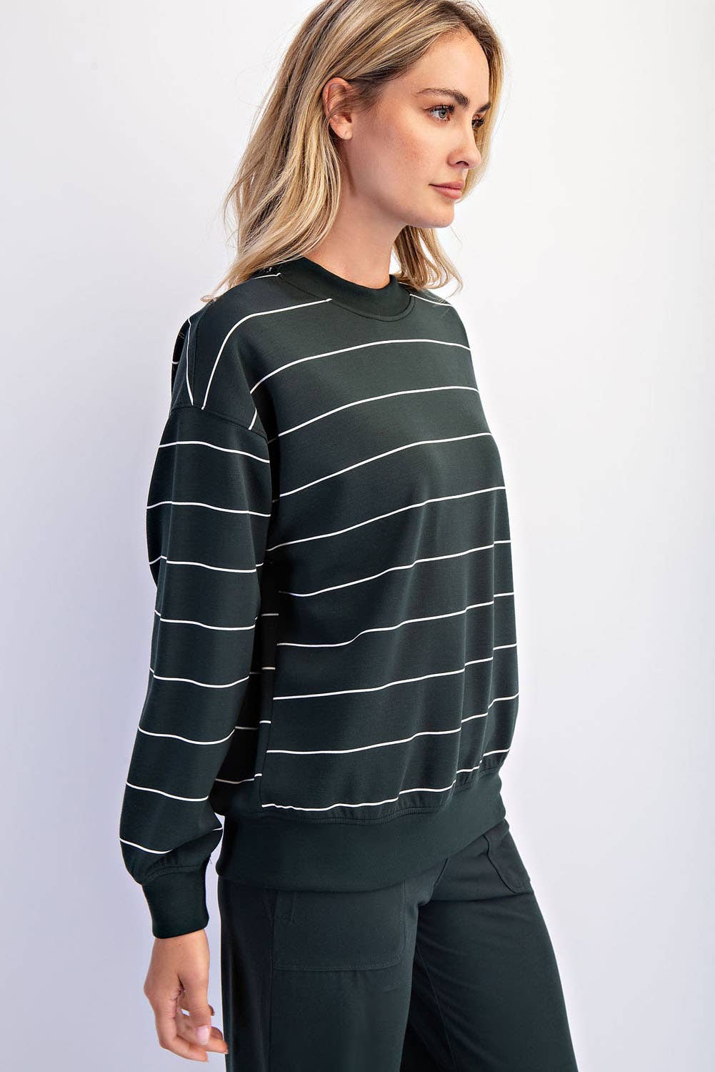 RM STRIPE CREW NECK TOP