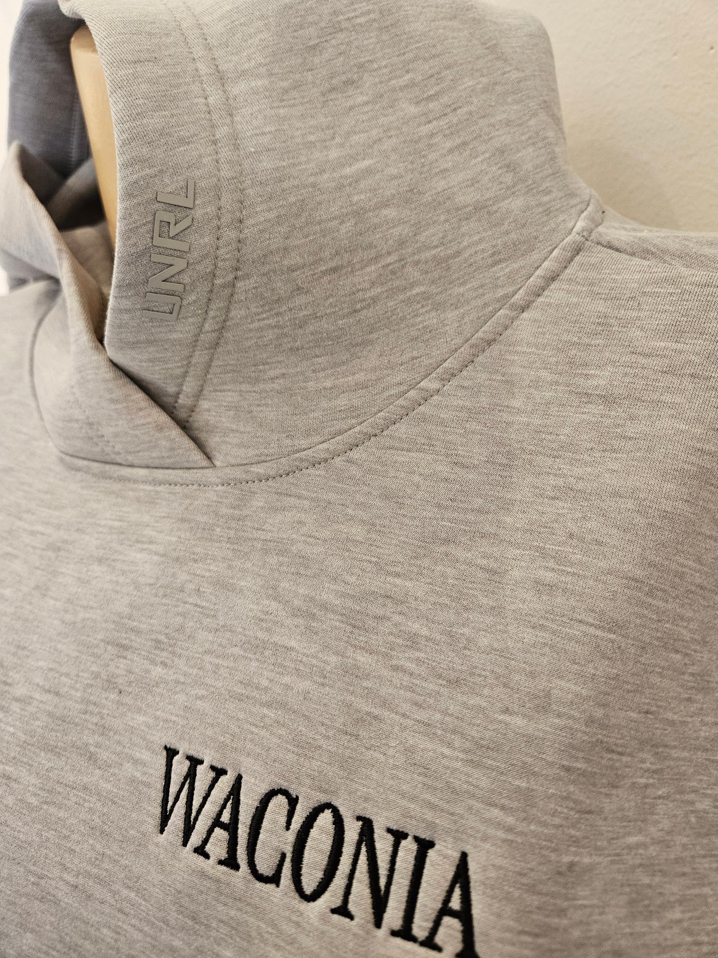 UNRL Luxbreak Waconia Gray