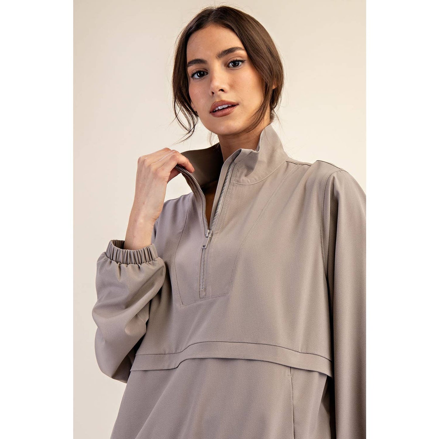 CRINKLE WOVEN QUARTER ZIP ACTIVE JACKET