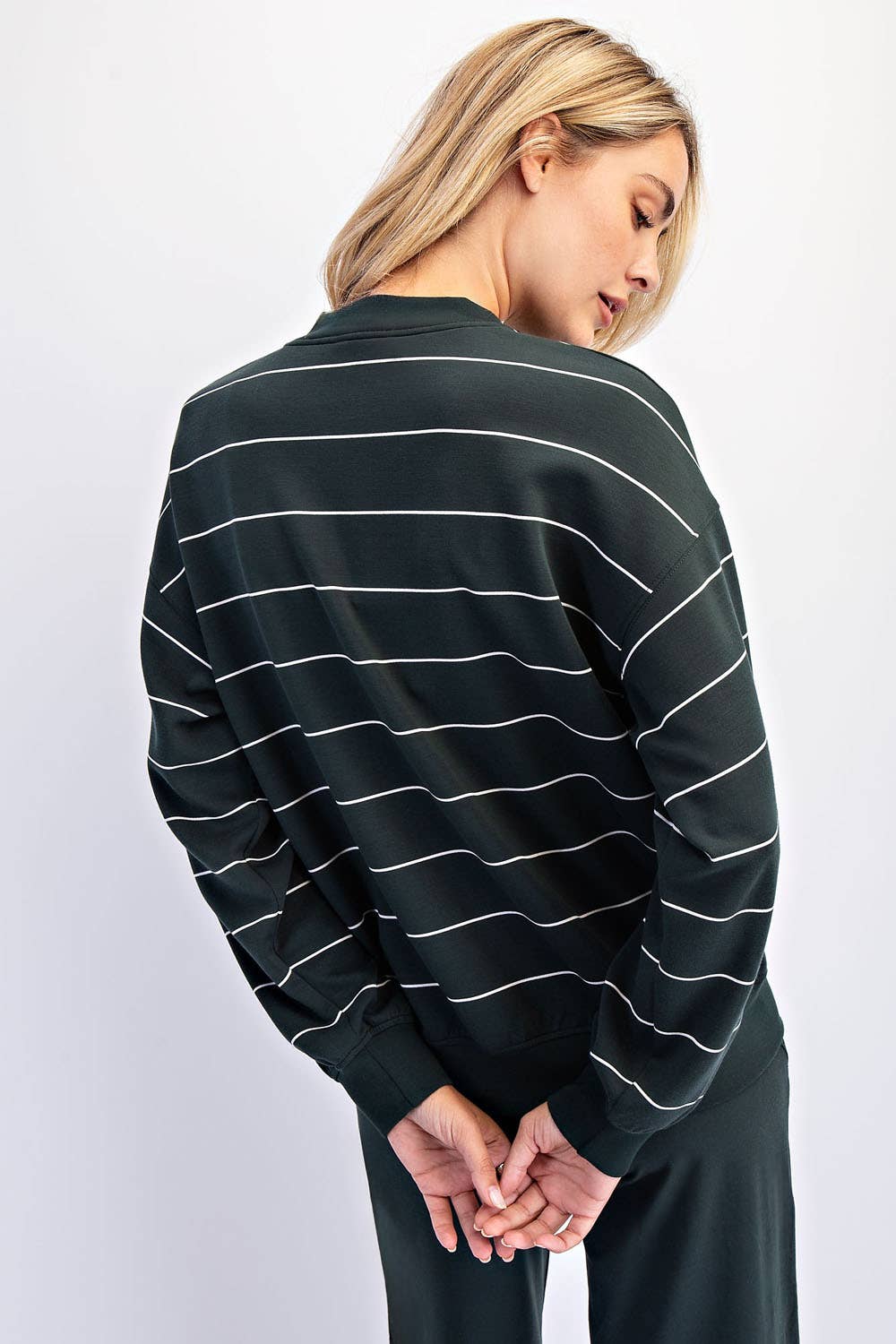 RM STRIPE CREW NECK TOP