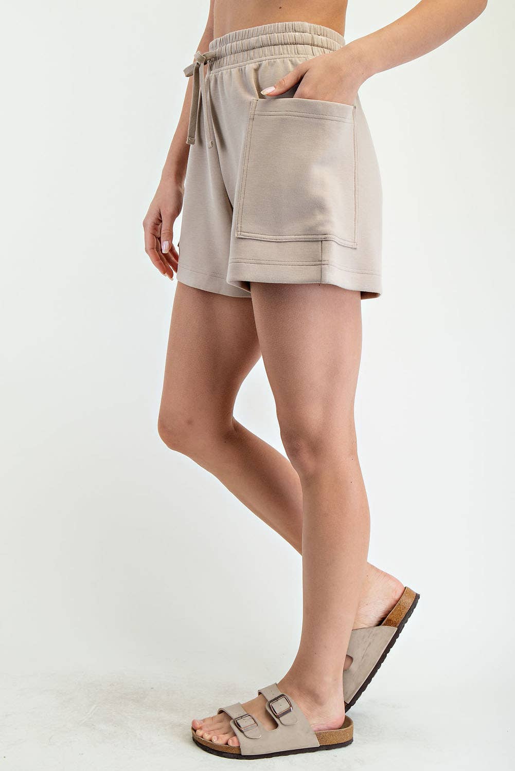 MODAL SCUBA PATCH POCKET SHORT