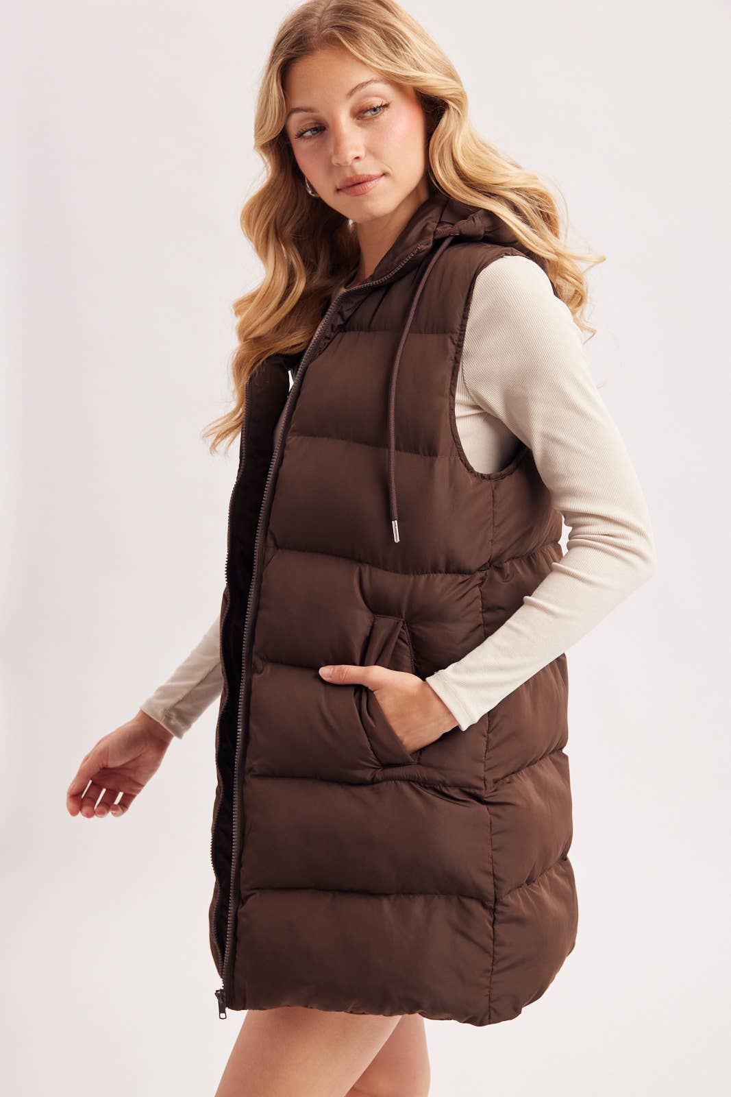 HOODED ZIPPER DOWN VEST