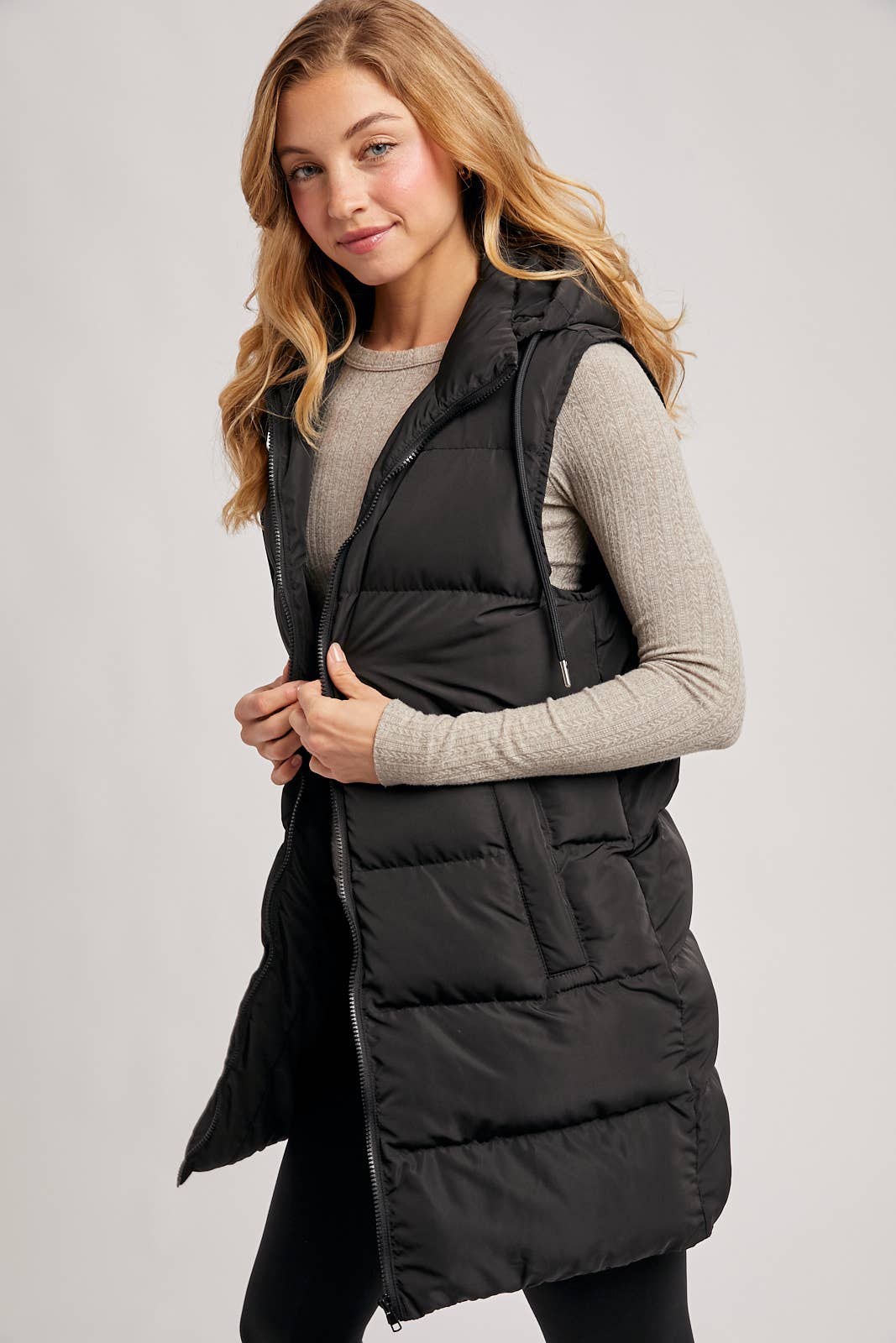 HOODED ZIPPER DOWN VEST