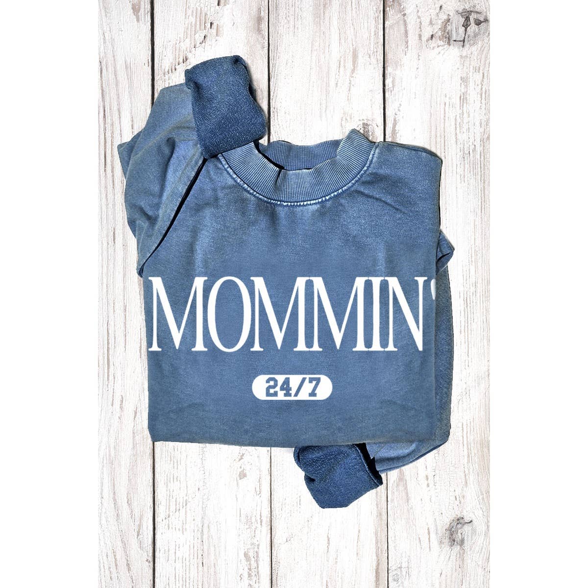 MOMMIN' 24_7 GRAPHIC SWEATSHIRTS