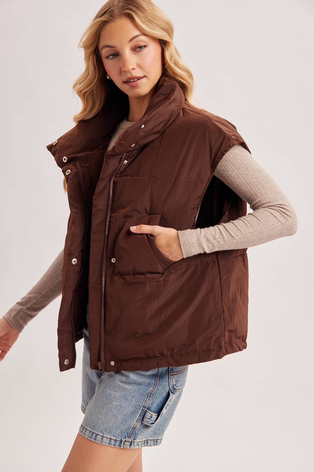 OVERSIZE HIGH NECK QUILTED PUFFER VEST