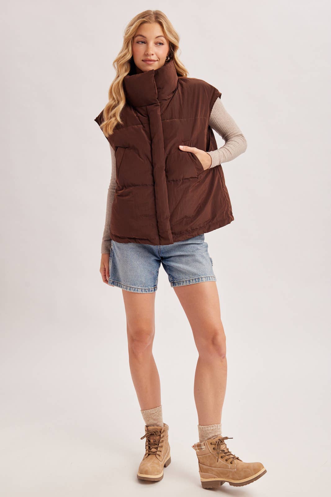 OVERSIZE HIGH NECK QUILTED PUFFER VEST