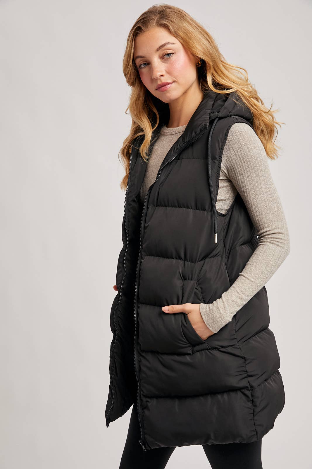 HOODED ZIPPER DOWN VEST