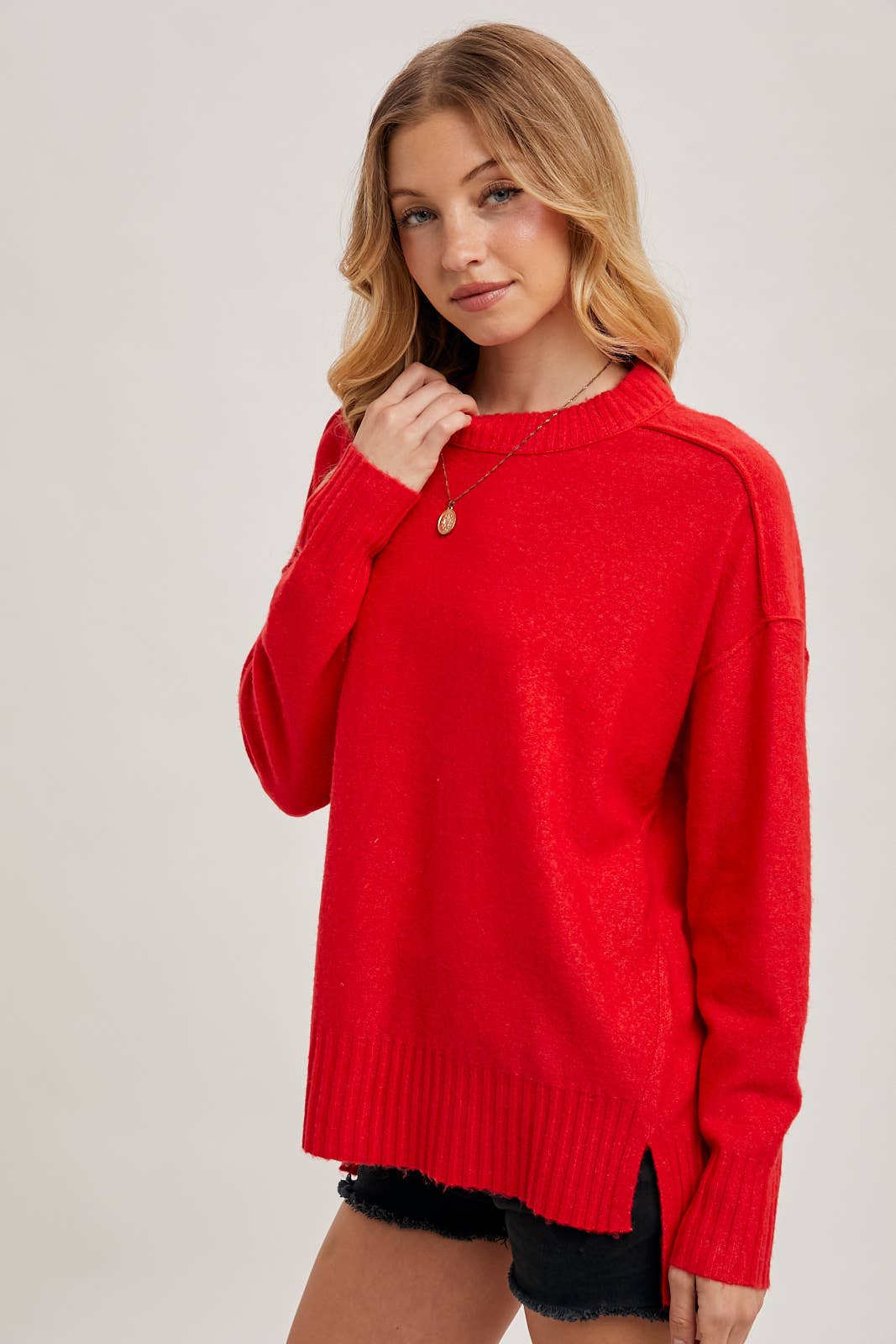 CREW NECK KNIT SWEATER
