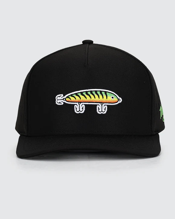 Waggle Lured in Hat